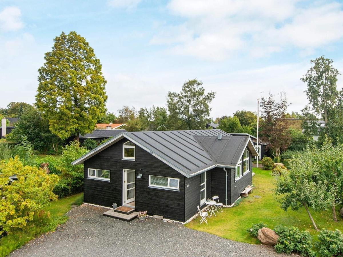 5 Person Holiday Home In Malling Eksteriør billede